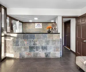 Photo 5 - Americas Best Value Inn Kansas City E Independence