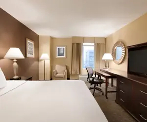 Photo 3 - Crowne Plaza Crystal City-Washington, D.C. by IHG