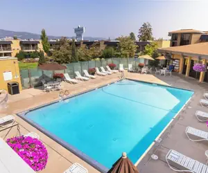 Photo 2 - Mirabeau Park Hotel & Convention Center