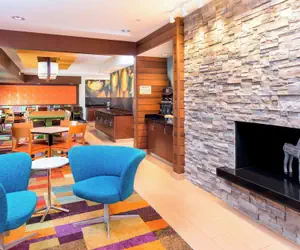 Photo 2 - Fairfield Inn & Suites Galesburg