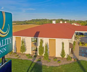 Photo 2 - Quality Inn Milan - Sandusky