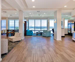 Photo 3 - Holiday Inn Express & Suites Oceanfront by IHG