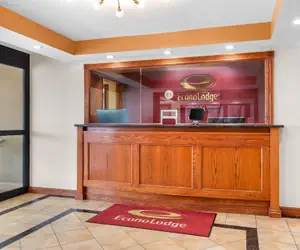 Photo 4 - Econo Lodge Woodbridge