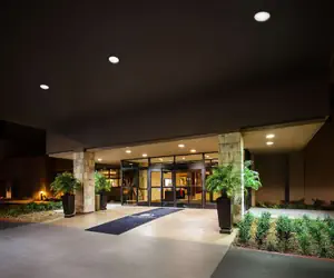 Photo 5 - DoubleTree by Hilton San Francisco Airport