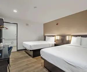 Photo 5 - Motel 6 Escondido, CA