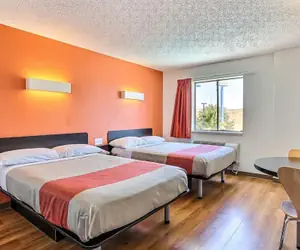 Photo 4 - Motel 6 Gilroy, CA