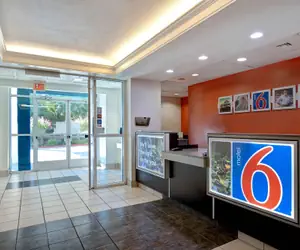 Photo 3 - Motel 6 Gilroy, CA
