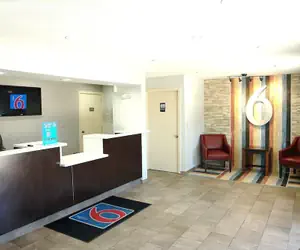 Photo 4 - Motel 6 Hattiesburg, MS