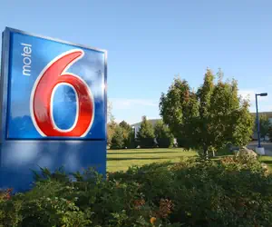 Photo 2 - Motel 6 Colchester, VT - Burlington