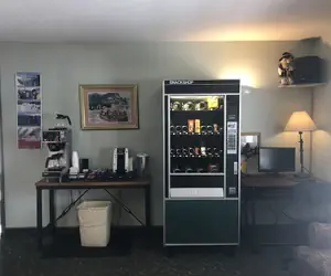 Photo 4 - Snowshoe Motel