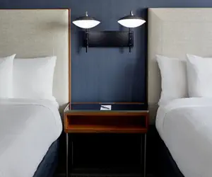 Photo 4 - Courtyard By Marriott Nashville Downtown