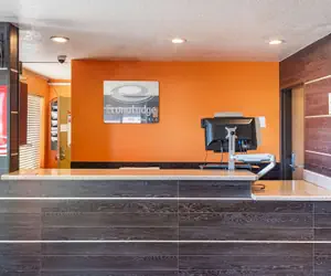 Photo 3 - Econo Lodge Pueblo North