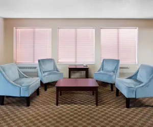 Photo 3 - Super 8 by Wyndham Rochelle