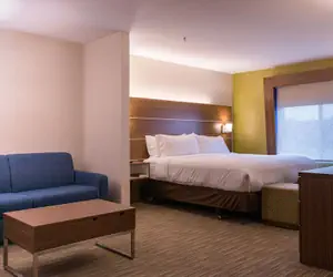 Photo 4 - Holiday Inn Express Branford-New Haven by IHG