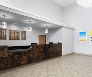 Photo 3 - Days Inn & Suites by Wyndham Morris/I-80