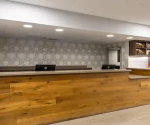 Photo 4 - Country Inn & Suites by Radisson, Lake Norman Huntersville, NC