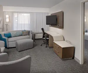 Photo 4 - Courtyard by Marriott Houston Westchase