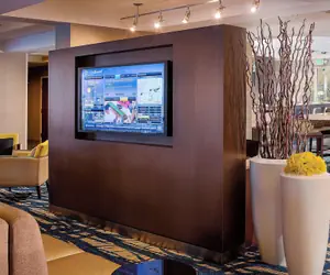 Photo 4 - Courtyard by Marriott North Seattle/Lynnwood