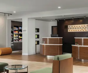 Photo 3 - Courtyard by Marriott Dallas-Fort Worth/Bedford