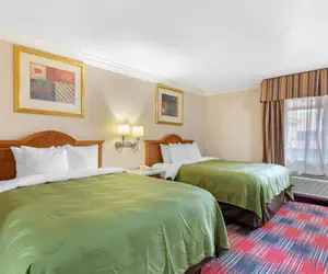 Photo 2 - Quality Inn & Suites Oceanside near Camp Pendleton