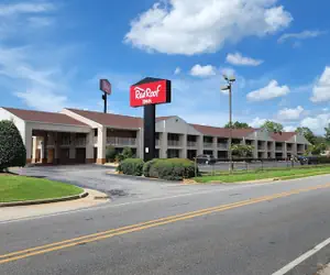 Photo 2 - Red Roof Inn Perry