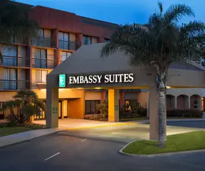Photo 2 - Embassy Suites by Hilton San Luis Obispo