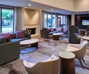 Photo 4 - Courtyard by Marriott Des Moines West Clive