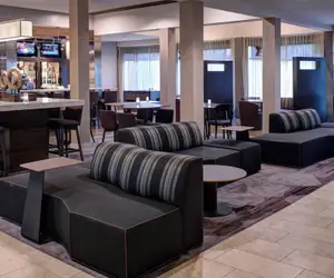 Photo 3 - Courtyard by Marriott Des Moines West Clive