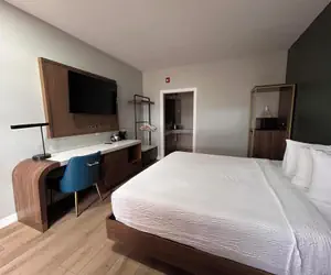 Photo 3 - SureStay by Best Western Morgan Hill