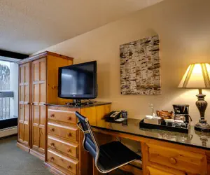 Photo 3 - Keystone Lodge & Spa, A Vail Resorts Property