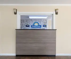 Photo 3 - Days Inn by Wyndham Canton