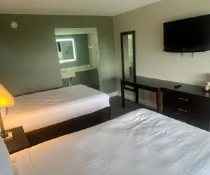 Photo 3 - Rodeway Inn Davenport-Champions Gate