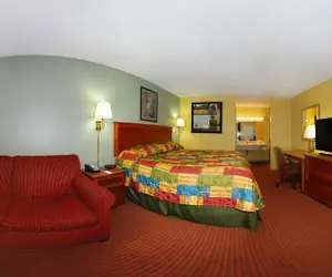 Photo 3 - Regency Inn