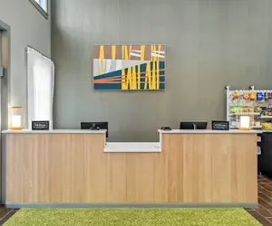 Photo 3 - Spark by Hilton Portland Airport Maine Mall