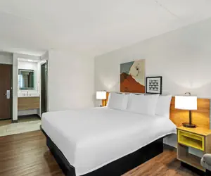 Photo 5 - Spark by Hilton Portland Airport Maine Mall