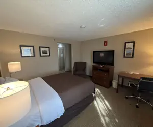 Photo 5 - Wingate by Wyndham Utica