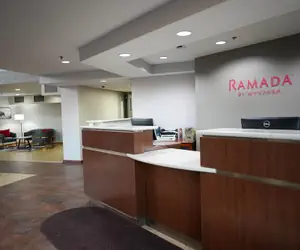 Photo 3 - Ramada by Wyndham Tulsa Broken Arrow
