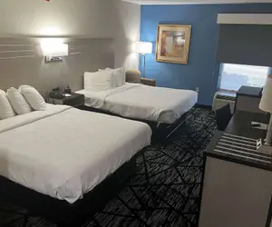 Photo 2 - Baymont by Wyndham Monroe Ohio