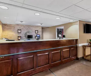 Photo 3 - Comfort Inn & Suites Somerset - New Brunswick