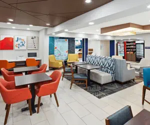 Photo 3 - Holiday Inn Express Fremont by IHG