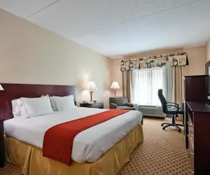 Photo 4 - Holiday Inn Express Hotel & Suites Harriman by IHG
