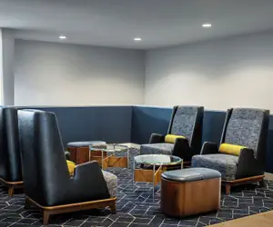 Photo 3 - Courtyard by Marriott Minneapolis-St. Paul Airport