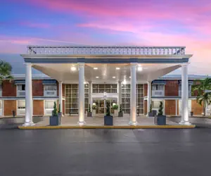 Photo 2 - Best Western Palm Beach Lakes