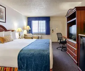 Photo 5 - Trailside Inn