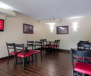 Photo 2 - Red Roof Inn Charlottesville