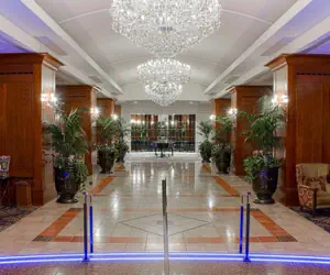 Photo 3 - The Antlers, a Wyndham Hotel