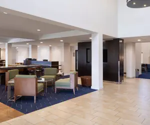 Photo 4 - Courtyard by Marriott Salt Lake City Airport