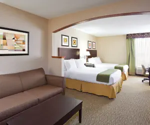 Photo 4 - Holiday Inn Express Hotel & Suites Cleveland-Streetsboro by IHG