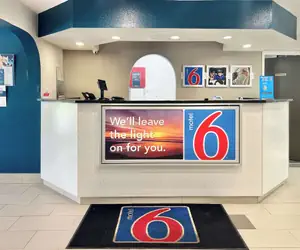 Photo 2 - Motel 6 Simpsonville, SC - Greenville