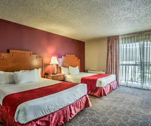 Photo 4 - Edgewater Hotel & Casino Resort